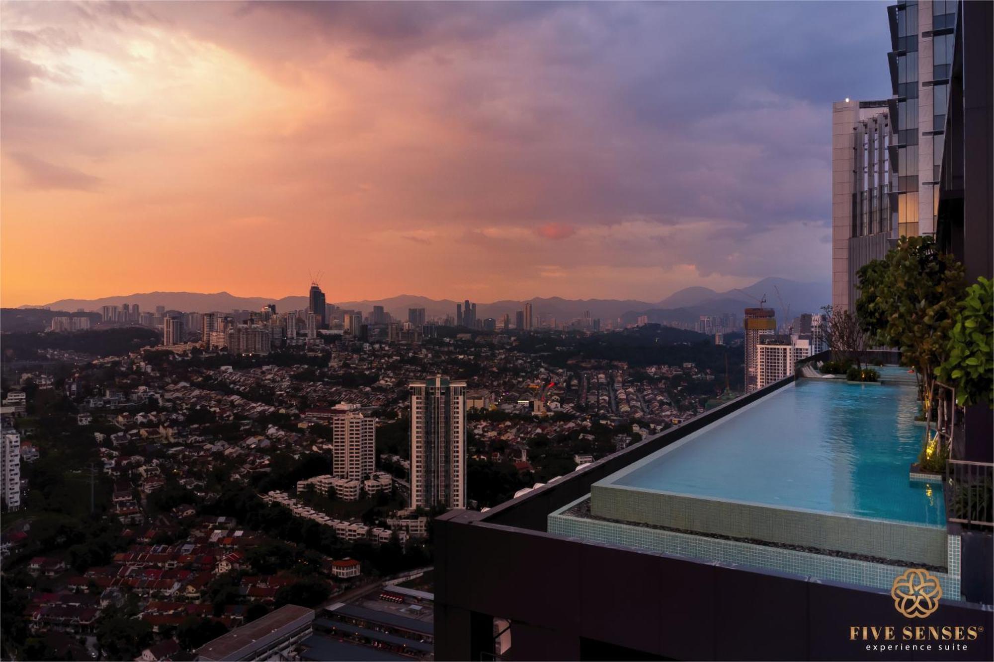 Viia Residences Kuala Lumpur, Five Senses Bagian luar foto
