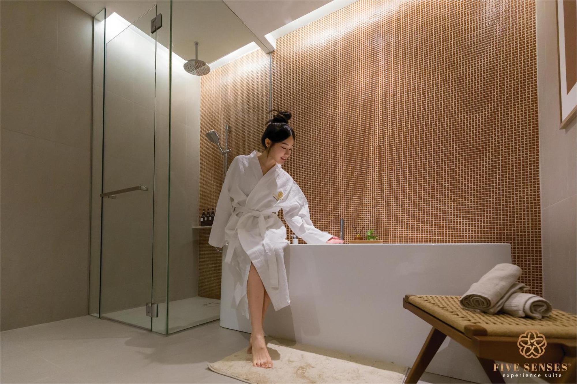 Viia Residences Kuala Lumpur, Five Senses Bagian luar foto